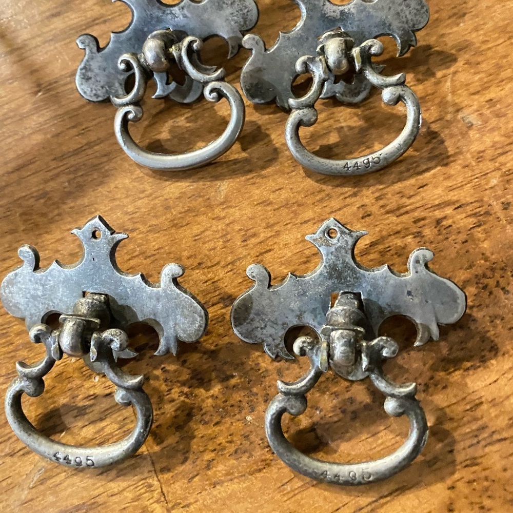 Set of 4 Antique Silver draw pulls